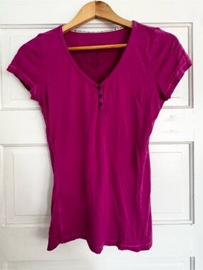 Green Apple 🍏 Organic Cotton & Bamboo V-Neck Snaps Women's Top - Medium